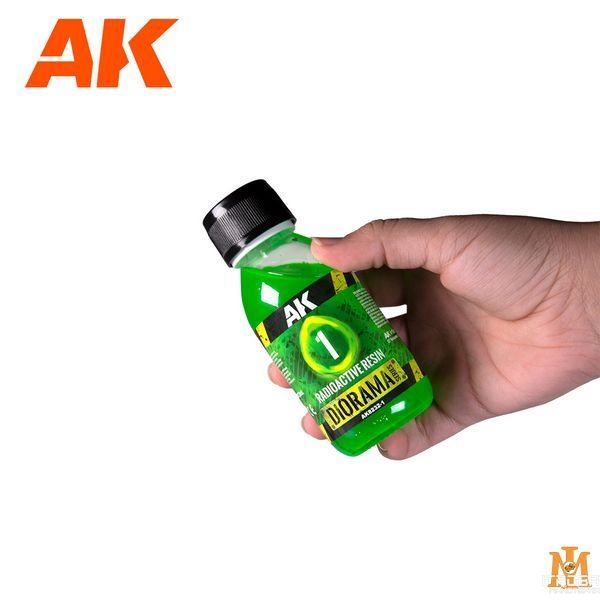 Епоксидна cмола AK - Epoxy Resin: Resin Radioactive Water - 2 Components (180ml) AK8232 фото