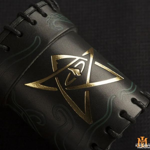 Кубок для кубиків Leather Dice Cup. Call of Cthulhu - Black and green-golden CCTH104 фото