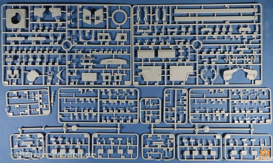 Сборная модель Bronco - 1/35 Бронетранспортер M1224 MaxxPro MRAP CB35142 фото