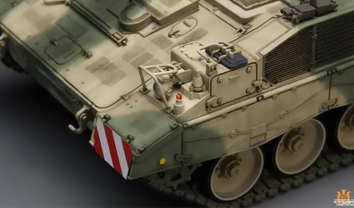 Сборная модель Meng - 1/35 Немецкая самоходная гаубица Panzerhaubitze 2000 TS-019 фото