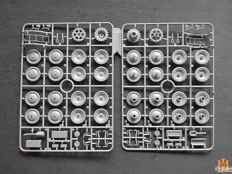 Сборная модель Meng - 1/35 Немецкий танк Panther Ausf. A TS-046 фото