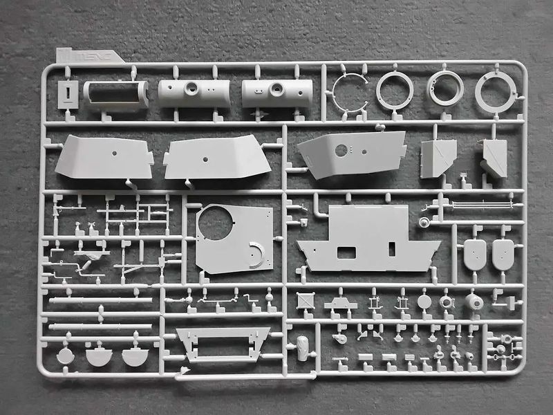 Збірна модель Meng - 1/35 Німецький танк Panther Ausf. A TS-046 фото