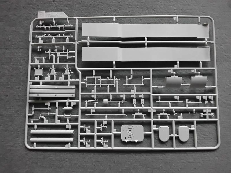 Сборная модель Meng - 1/35 Немецкий танк Panther Ausf. A TS-046 фото