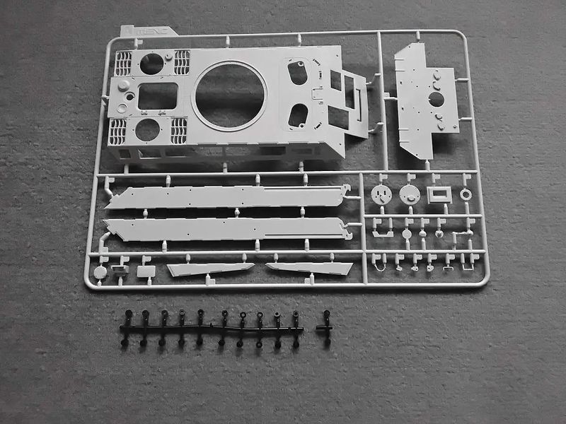 Сборная модель Meng - 1/35 Немецкий танк Panther Ausf. A TS-046 фото