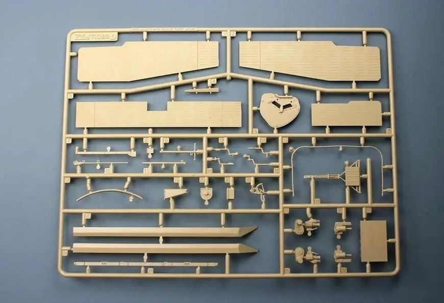 Сборная модель Tiger Model - 1/35 Немецкий танк LEOPARD II R II 130mm GUN TM4613 фото