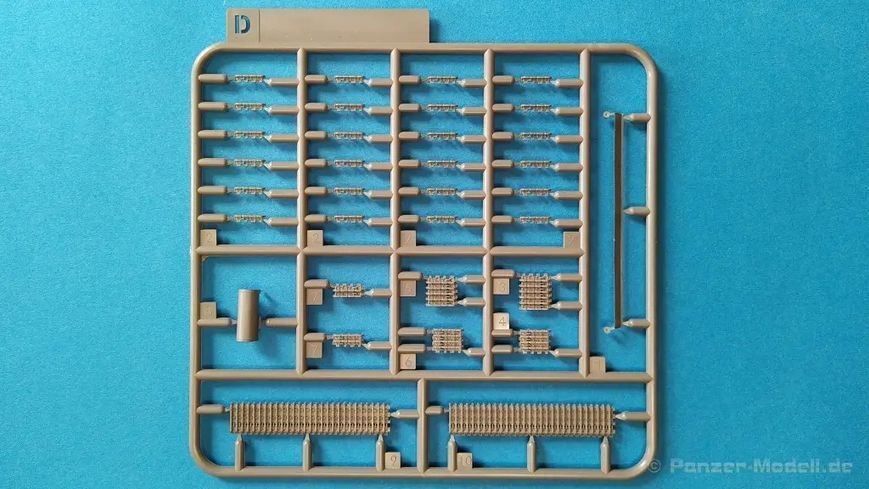Збірна модель Border Model - 1/72 Танк TIGER I KURSK TK-7203 фото