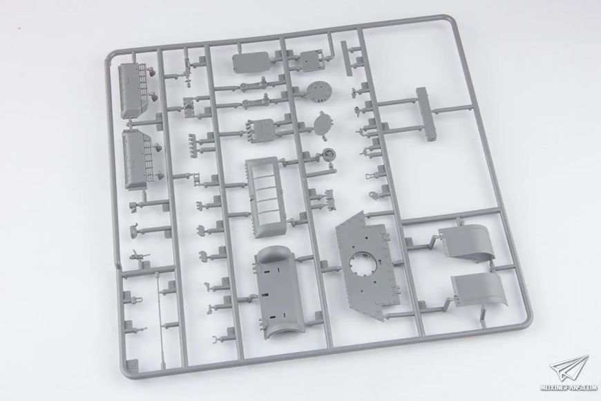 Збірна модель Border Model - 1/35 Радянський танк T34-85 With 5 Resin figure BT-027 фото